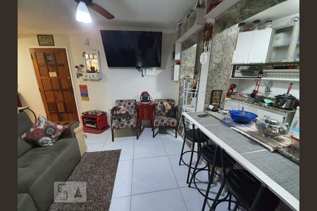Sala de apartamento à venda com 2 quartos, 49m² em Vila Ester (zona Norte), São Paulo