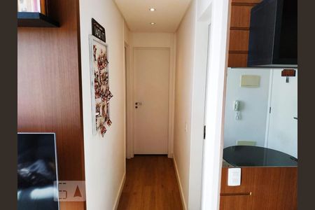 Corredor de apartamento para alugar com 2 quartos, 47m² em Jardim Ângela (zona Leste), São Paulo