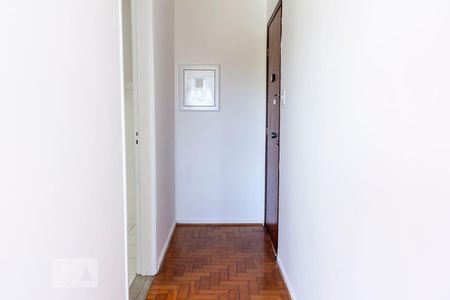 Corredor de entrada de apartamento à venda com 2 quartos, 72m² em Vila Dom Pedro I, São Paulo