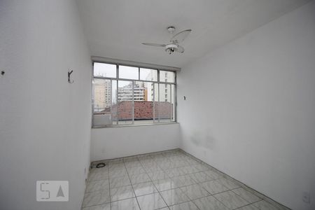 Sala de kitnet/studio à venda com 1 quarto, 28m² em Centro, Rio de Janeiro