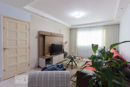 Sala de casa para alugar com 3 quartos, 200m² em Jardim do Colégio (zona Norte), São Paulo