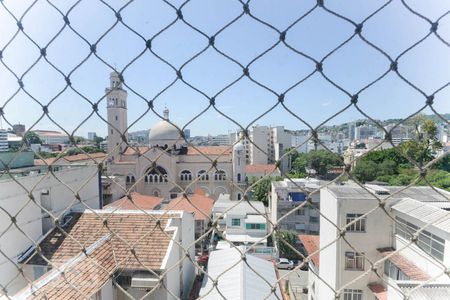 Vista Sala de apartamento para alugar com 2 quartos, 70m² em Tijuca, Rio de Janeiro