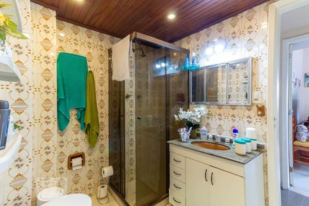 Apartamento à venda com 80m², 2 quartos e 1 vaga Apartamento à venda com 80m², 2 quartos e 1 vagaBanheiro