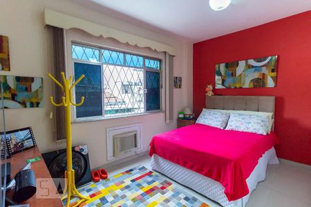 Apartamento à venda com 80m², 2 quartos e 1 vaga Apartamento à venda com 80m², 2 quartos e 1 vagaQuarto 1