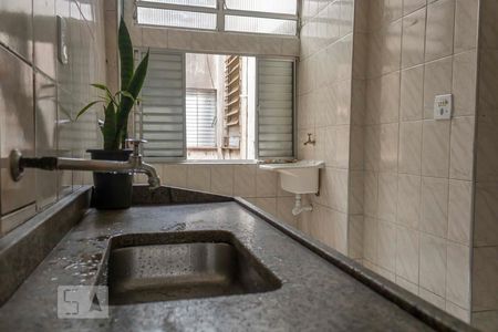 Cozinha de apartamento para alugar com 2 quartos, 72m² em Bom Retiro, São Paulo