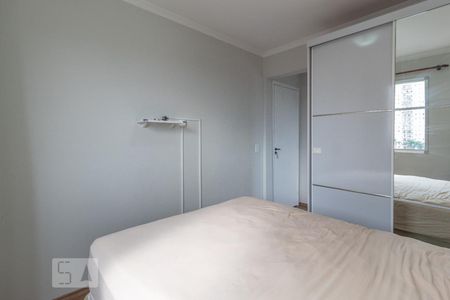 Quarto   de apartamento para alugar com 2 quartos, 62m² em Vila Yara, Osasco