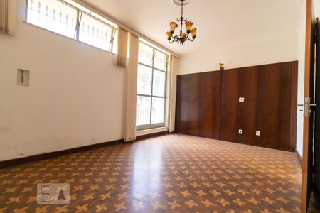 Sala de casa para alugar com 3 quartos, 200m² em Parque São Quirino, Campinas