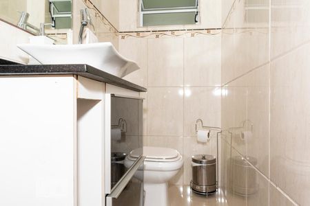 Banheiro de casa para alugar com 3 quartos, 220m² em Jardim Independência (são Paulo), São Paulo