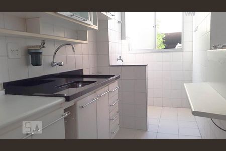 Cozinha de apartamento à venda com 2 quartos, 54m² em Bussocaba, Osasco