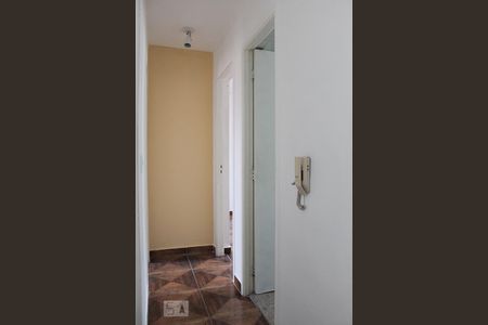 Corredor de apartamento à venda com 2 quartos, 49m² em Jardim Tupi, Jundiaí