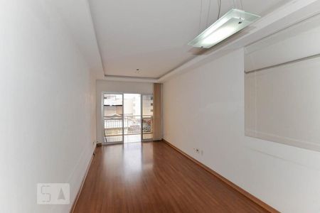 Apartamento à venda com 75m², 2 quartos e 1 vagaSala