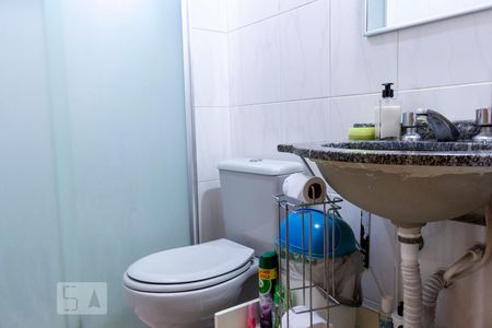 Banheiro de apartamento para alugar com 2 quartos, 50m² em Vila Santo Estéfano, São Paulo