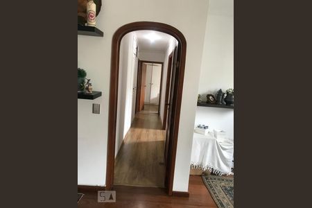 Corredor de apartamento à venda com 2 quartos, 104m² em Campo Belo, São Paulo