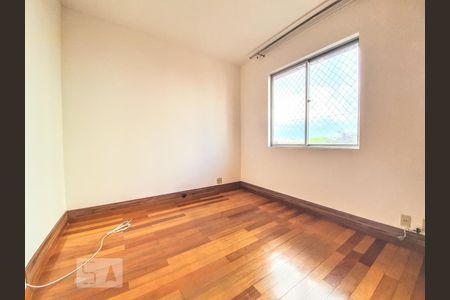 Quarto de apartamento à venda com 3 quartos, 72m² em União, Belo Horizonte