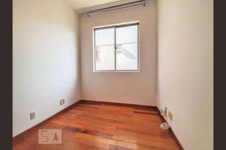 Quarto de apartamento à venda com 3 quartos, 72m² em União, Belo Horizonte