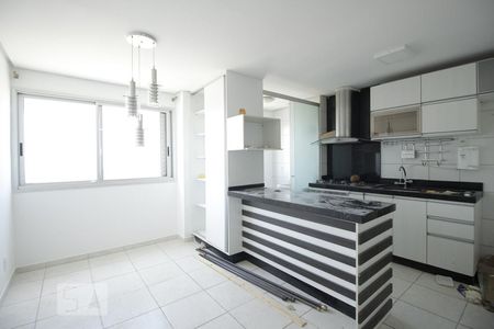 Cozinha de apartamento para alugar com 2 quartos, 50m² em Taguatinga Norte (taguatinga), Brasília