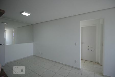 Sala de apartamento para alugar com 2 quartos, 50m² em Taguatinga Norte (taguatinga), Brasília