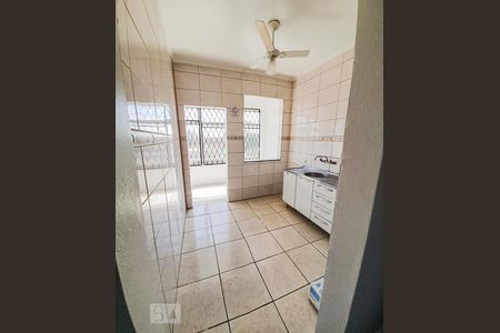 Cozinha de apartamento à venda com 2 quartos, 68m² em Camaquã, Porto Alegre