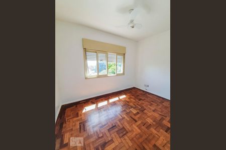 Dormitório de apartamento à venda com 2 quartos, 68m² em Camaquã, Porto Alegre