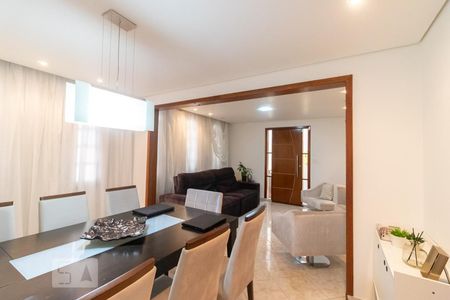 Sala de casa para alugar com 3 quartos, 250m² em Vila Primavera, São Paulo