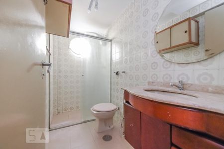 Banheiro de apartamento à venda com 1 quarto, 55m² em Vila Buarque, São Paulo