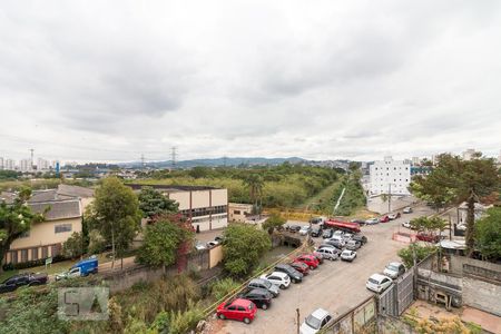 Vista varanda e quarto 2 de apartamento à venda com 2 quartos, 52m² em Jardim Vila Galvão, Guarulhos