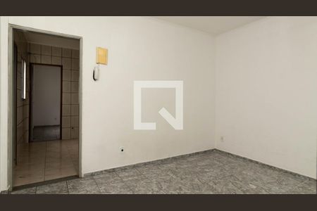 Sala de casa para alugar com 2 quartos, 60m² em Burgo Paulista, São Paulo