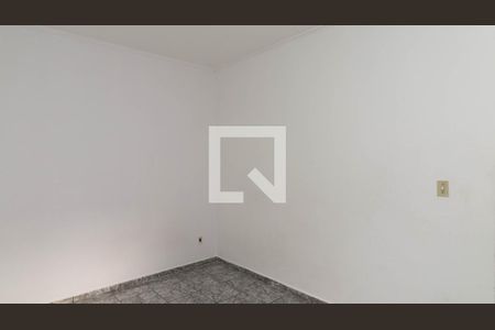 Quarto 2 de casa para alugar com 2 quartos, 60m² em Burgo Paulista, São Paulo