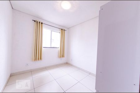 Quarto de kitnet/studio para alugar com 1 quarto, 27m² em João Pinheiro, Belo Horizonte