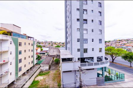 Quarto - Vista de kitnet/studio para alugar com 1 quarto, 27m² em João Pinheiro, Belo Horizonte