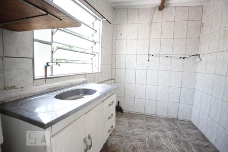 Cozinha de casa para alugar com 1 quarto, 45m² em Vila Fachini, São Paulo