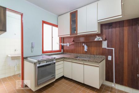 Cozinha de apartamento para alugar com 2 quartos, 57m² em Utinga, Santo André