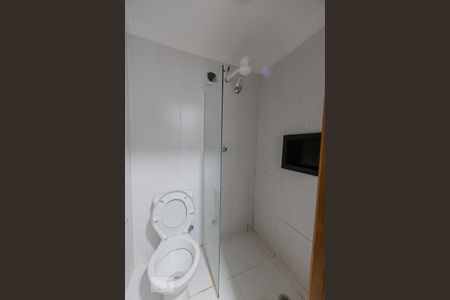 Banheiro Social de apartamento para alugar com 1 quarto, 18m² em Luz, São Paulo