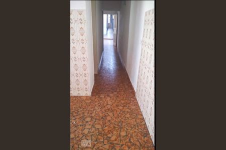 Casa à venda com 240m², 5 quartos e 1 vaga Casa à venda com 240m², 5 quartos e 1 vagaCasa 2