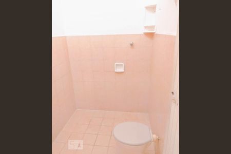 Casa à venda com 240m², 5 quartos e 1 vaga Casa à venda com 240m², 5 quartos e 1 vagaCasa 2