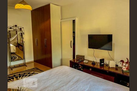 Suíte 01 de casa para alugar com 4 quartos, 300m² em Vila Anhanguera, São Paulo