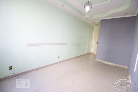 Detalhe Sala de apartamento para alugar com 2 quartos, 50m² em Medeiros, Jundiaí