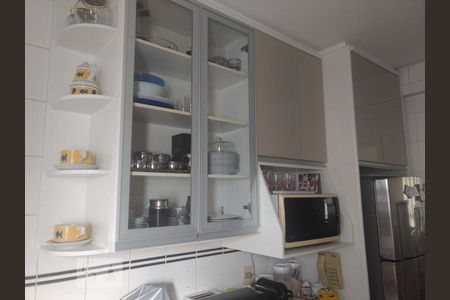 Cozinha de apartamento à venda com 3 quartos, 113m² em Vila Itapura, Campinas