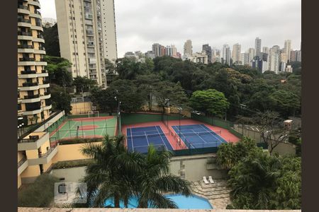 vista de apartamento à venda com 3 quartos, 129m² em Vila Suzana, São Paulo