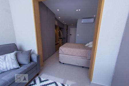 Sacada de kitnet/studio à venda com 1 quarto, 27m² em Jardim Paulistano, São Paulo