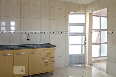 Cozinha de apartamento para alugar com 2 quartos, 82m² em Fundação, São Caetano do Sul