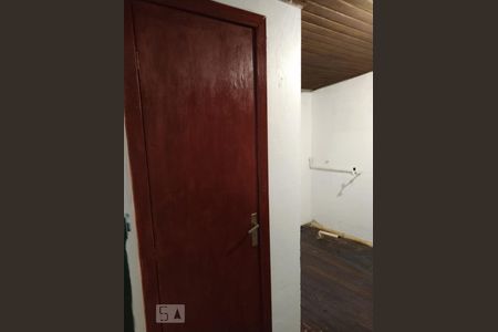 Casa à venda com 3 quartos, 74m² em Niterói, Canoas