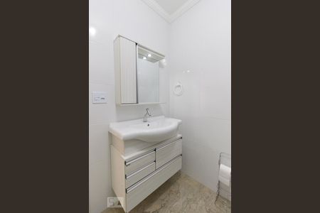 Banheiro de apartamento para alugar com 2 quartos, 73m² em Santana, São Paulo