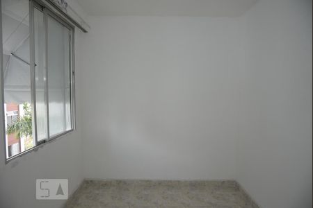 Quarto 1 de apartamento para alugar com 2 quartos, 57m² em Taquara, Rio de Janeiro