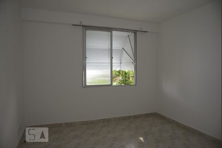 Sala de apartamento para alugar com 2 quartos, 57m² em Taquara, Rio de Janeiro