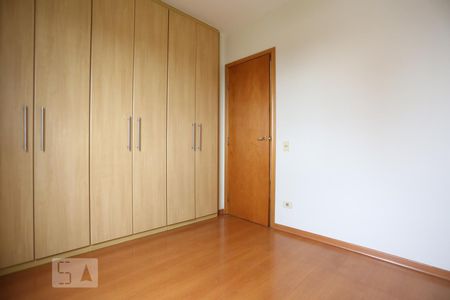 Quarto 1 de apartamento para alugar com 2 quartos, 63m² em Vila Antônio, São Paulo