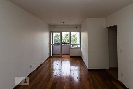 Apartamento para alugar com 95m², 3 quartos e 1 vagaSala