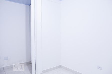 Quarto 2 - Suíte de casa para alugar com 2 quartos, 54m² em Jardim Guarapiranga, São Paulo