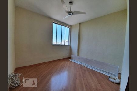 Quarto 1 de apartamento para alugar com 2 quartos, 60m² em Taquara, Rio de Janeiro