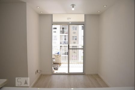 Sala de apartamento à venda com 2 quartos, 48m² em Anil, Rio de Janeiro